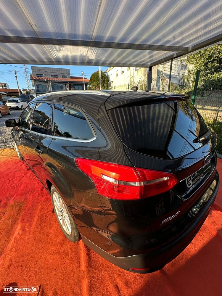 Ford Focus 1.0 EcoBoost Active - 3
