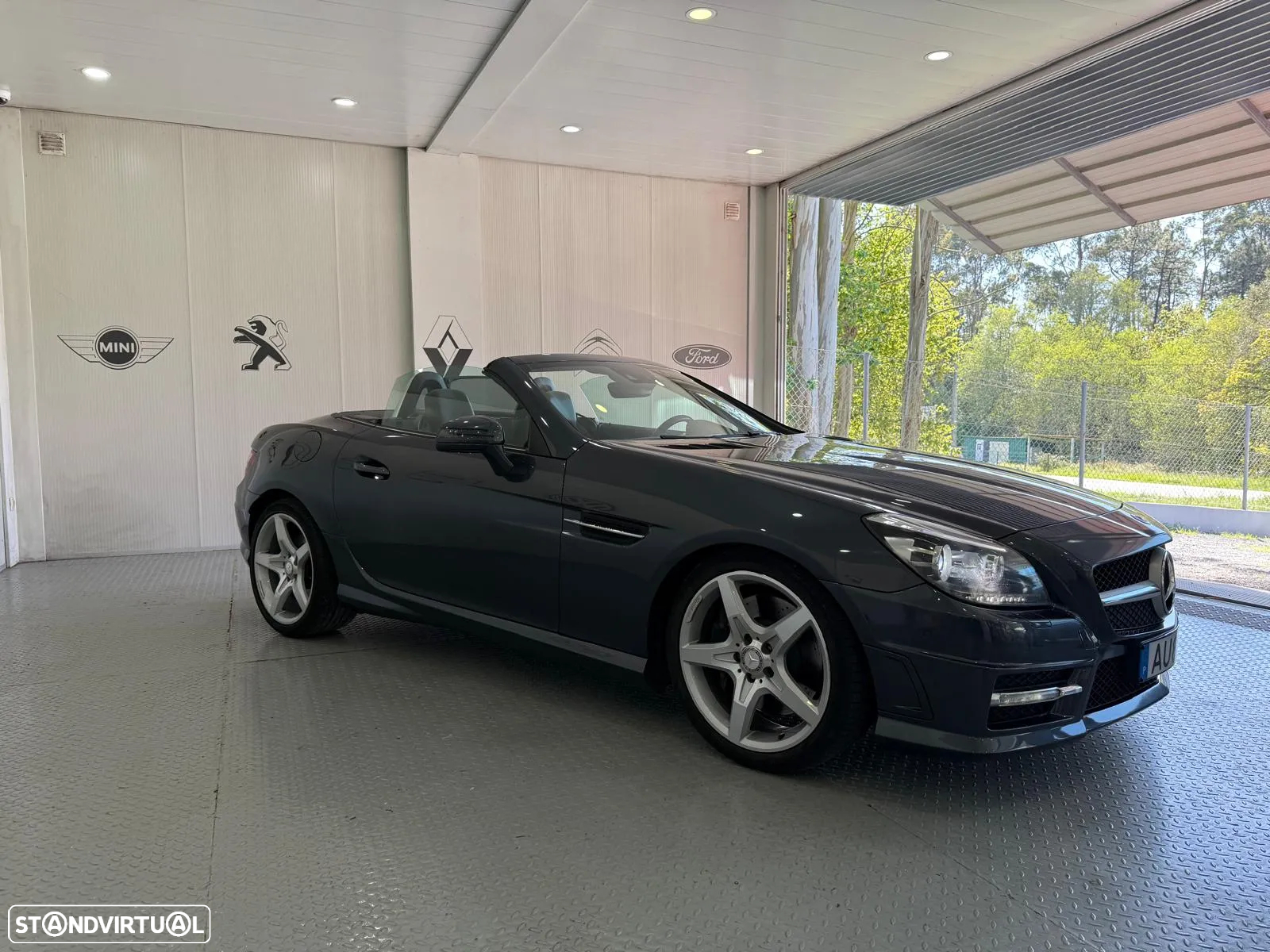 Mercedes-Benz SLK 250 CDI (BlueEFFICIENCY) 7G-TRONIC - 2