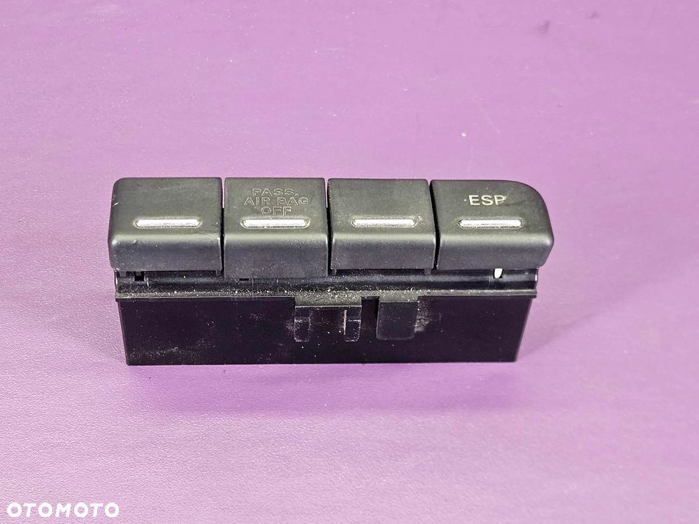 Panel Przycisk Włacznik Wyłącznik ESP Kontrolka Airbag Poduszek Zaślepka UK Angielskie Audi A4 B6 B7 - 2