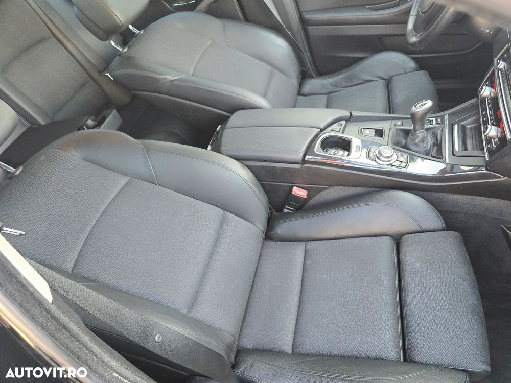 BMW Seria 5 520d Luxury Line - 10