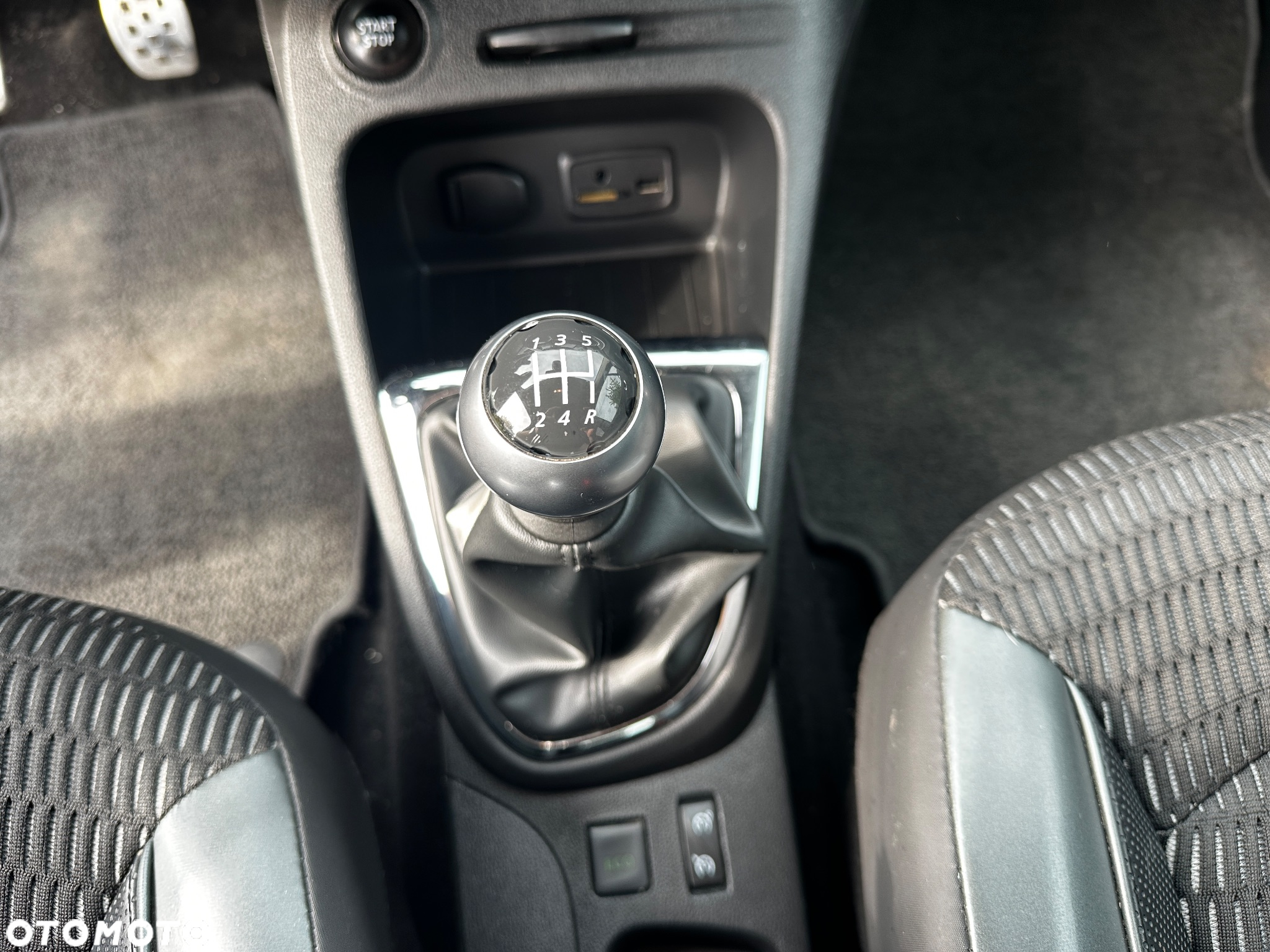 Renault Captur 1.5 dCi Energy Zen EU6 - 28