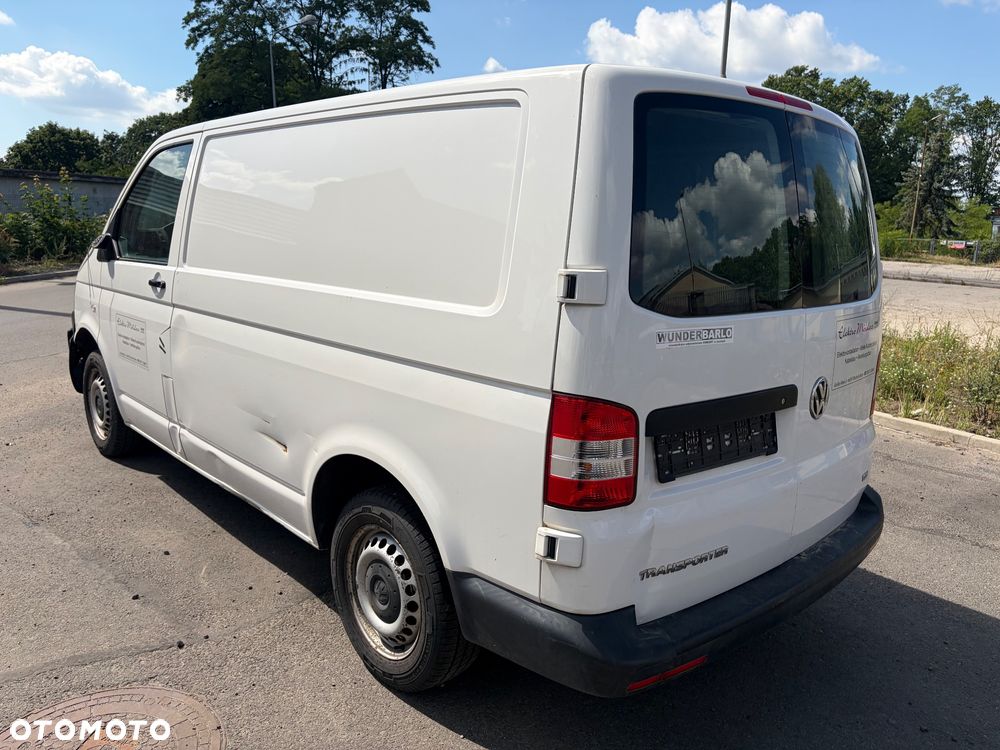 Volkswagen T5 - 3