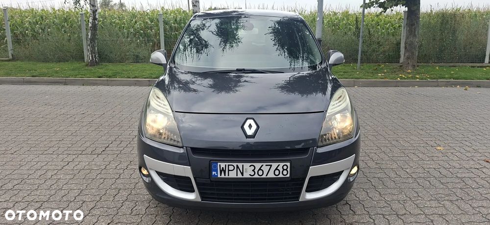 Renault Scenic 2.0 16V Privilege CVT - 2