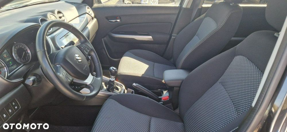 Suzuki Vitara - 22