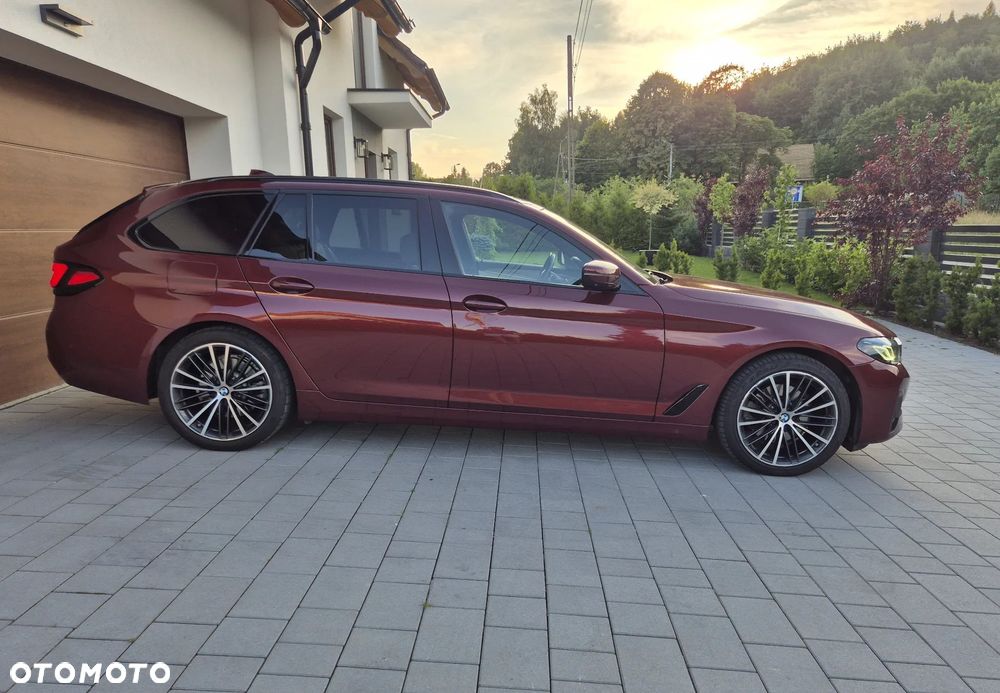 BMW Seria 5 520d xDrive Luxury Line - 3