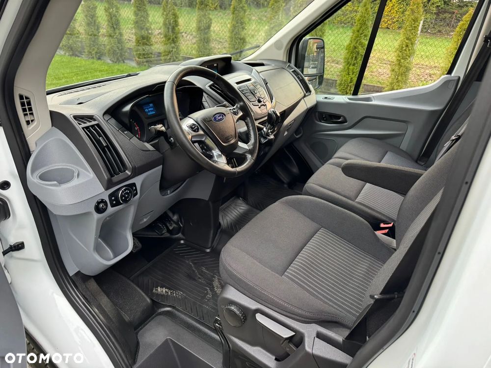 Ford Transit - 15