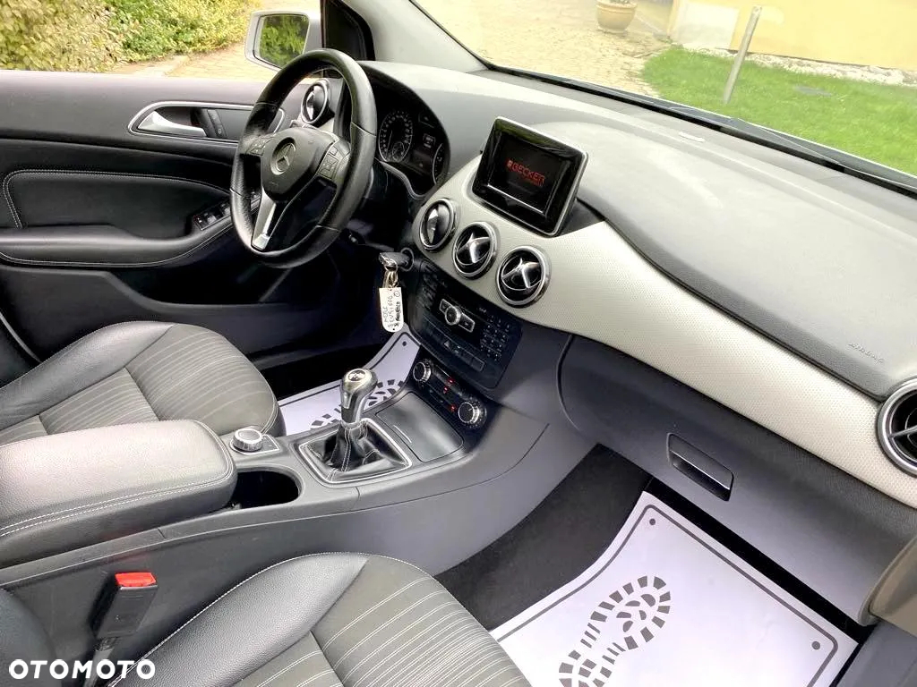 Mercedes-Benz Klasa B 200 CDI - 36