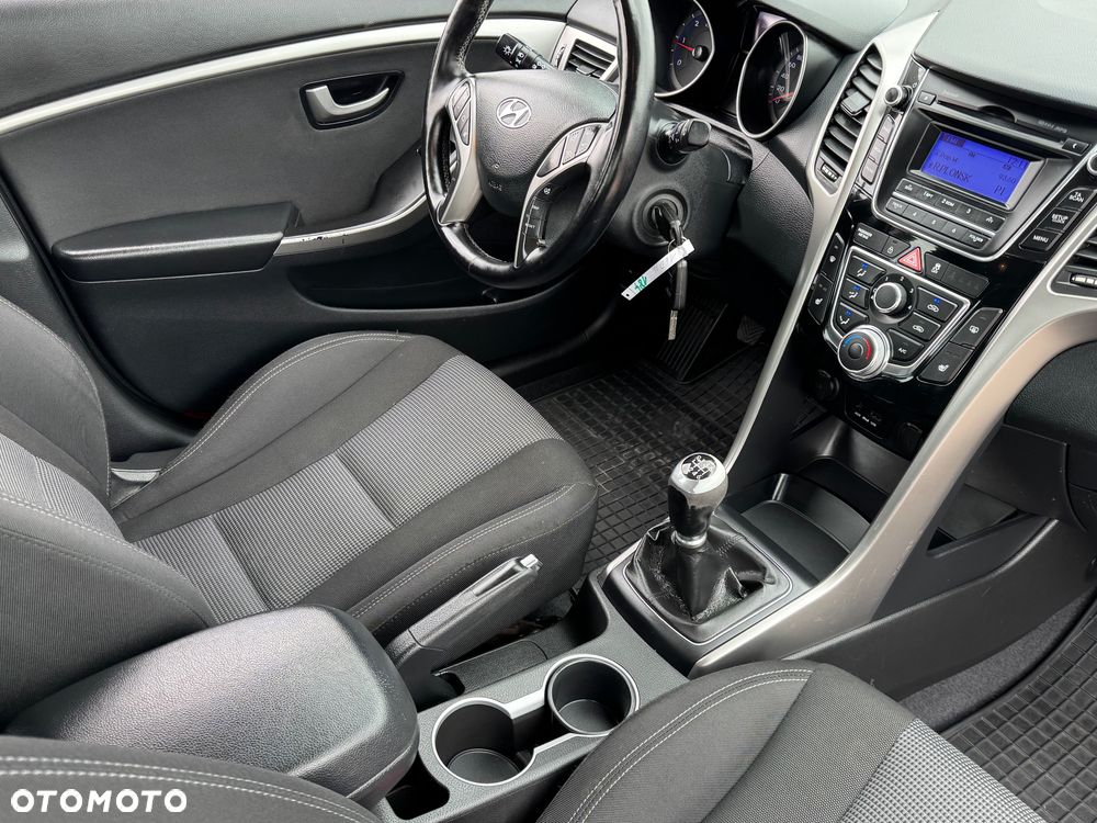 Hyundai i30 - 10
