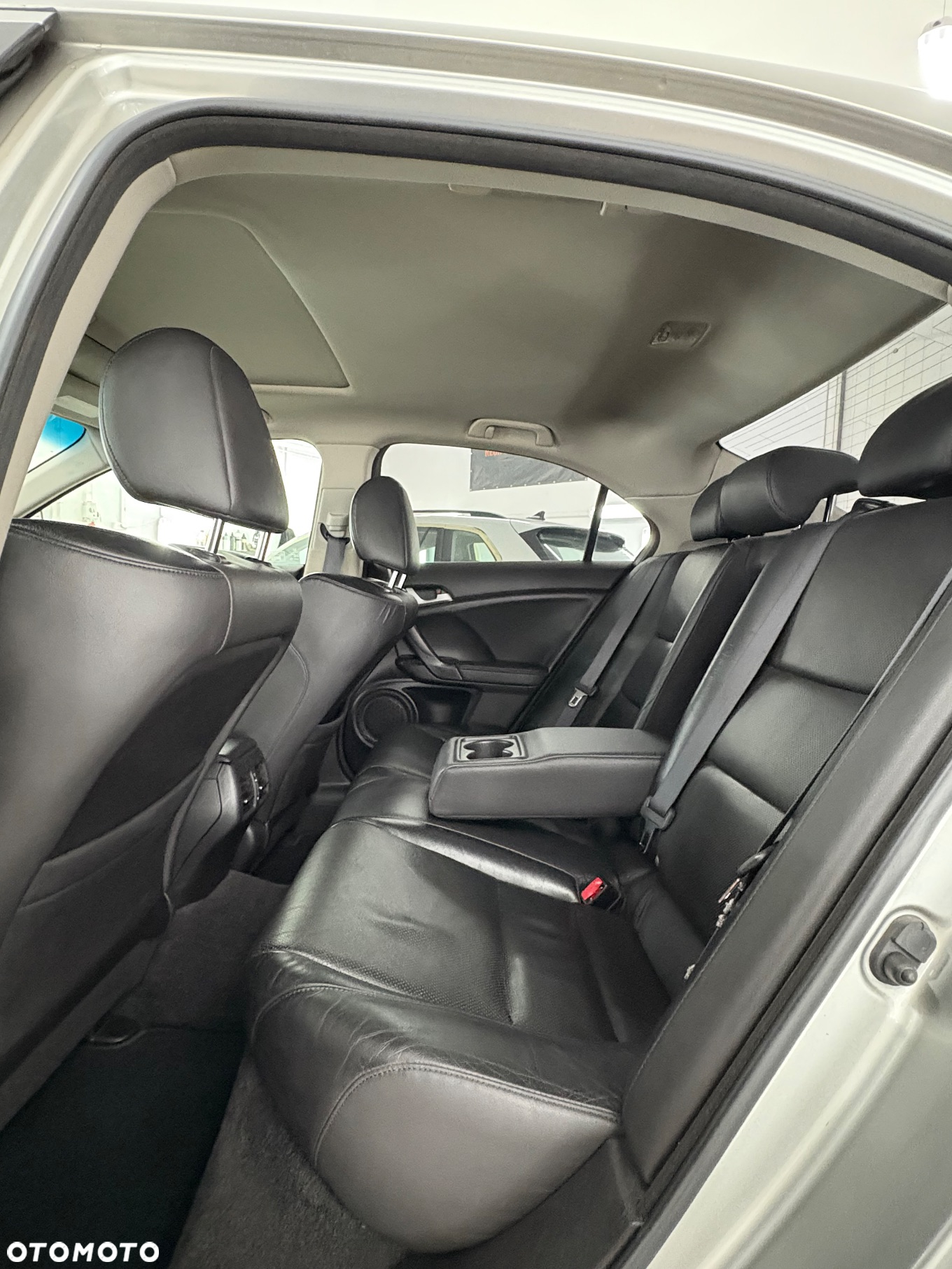 Honda Accord 2.0 Executive - 9