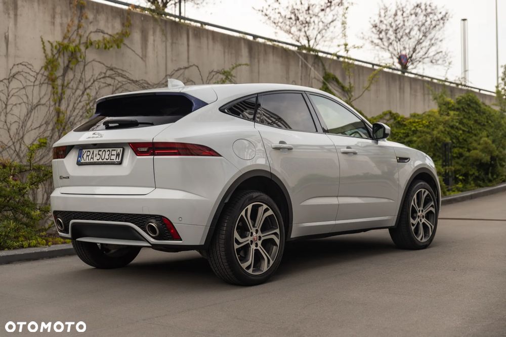 Jaguar E-Pace P250 AWD First Edition - 4