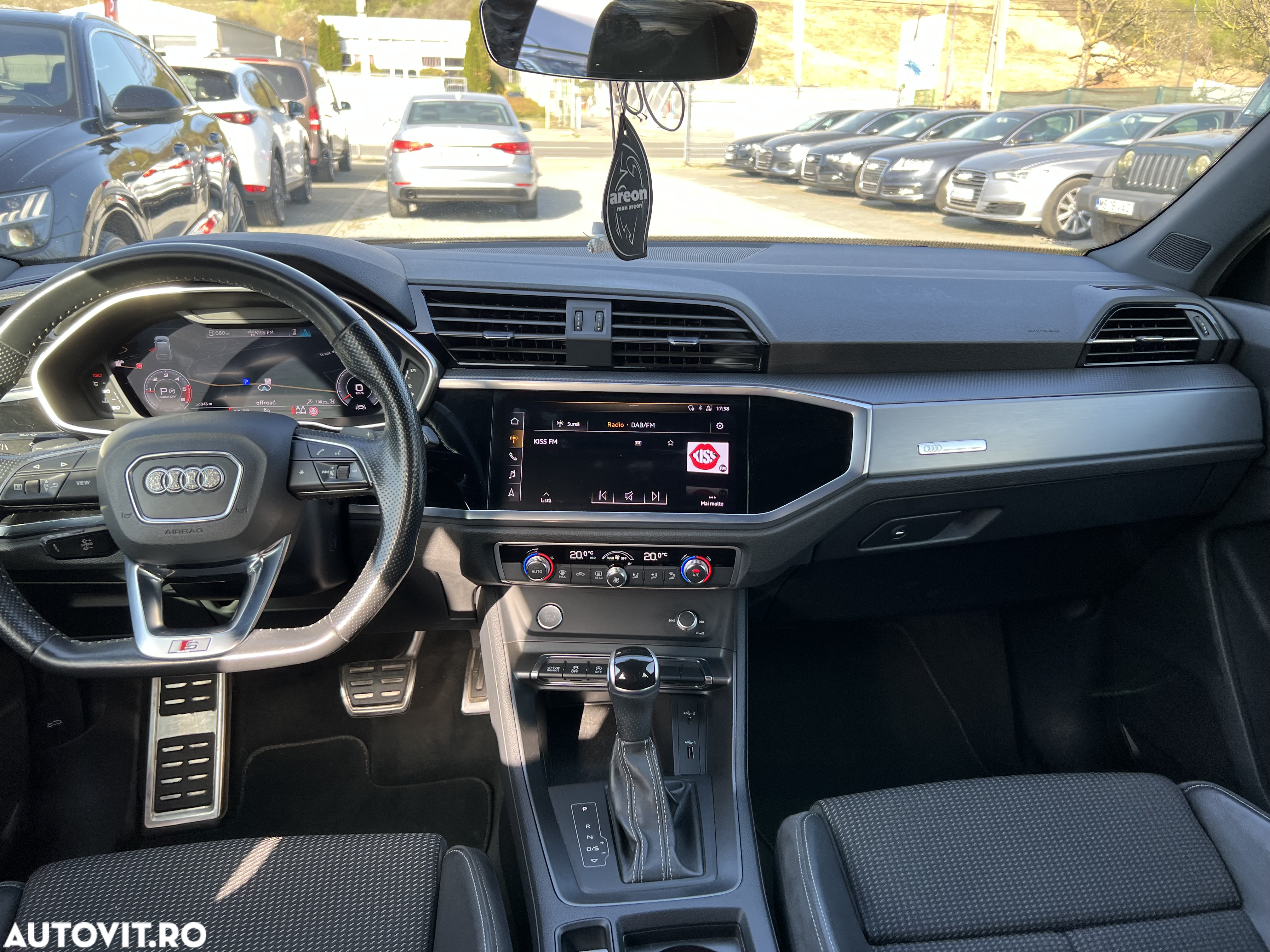 Audi Q3 2.0 35 TDI S tronic S Line - 18