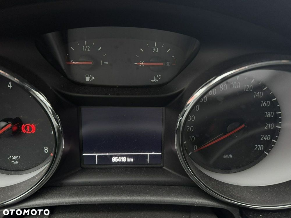 Opel Astra 1.4 T Dynamic S&S - 18