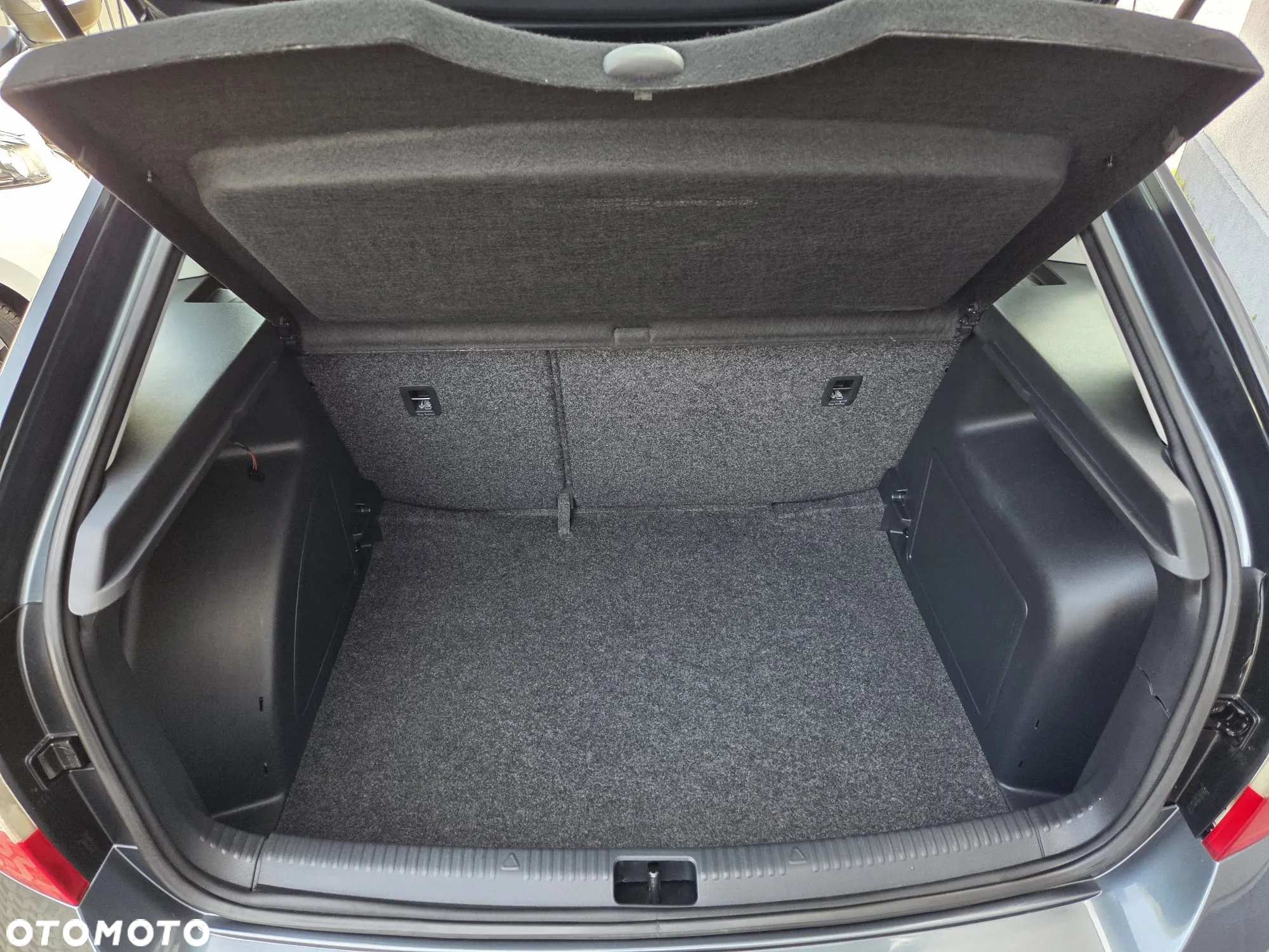 Skoda RAPID 1.2 TSI (Green tec) Active - 9