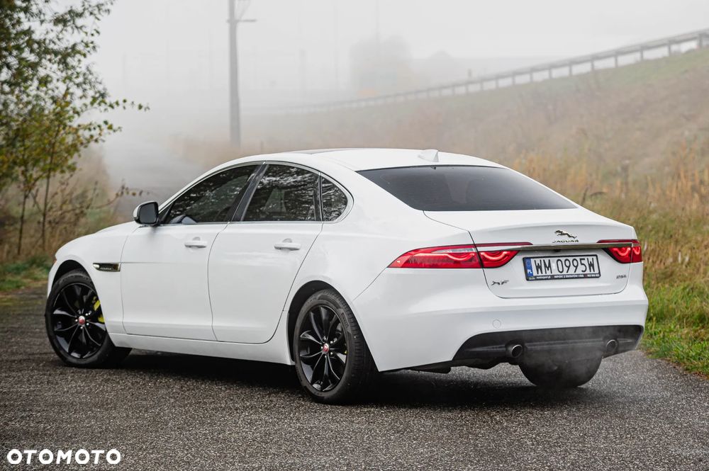Jaguar XF - 1