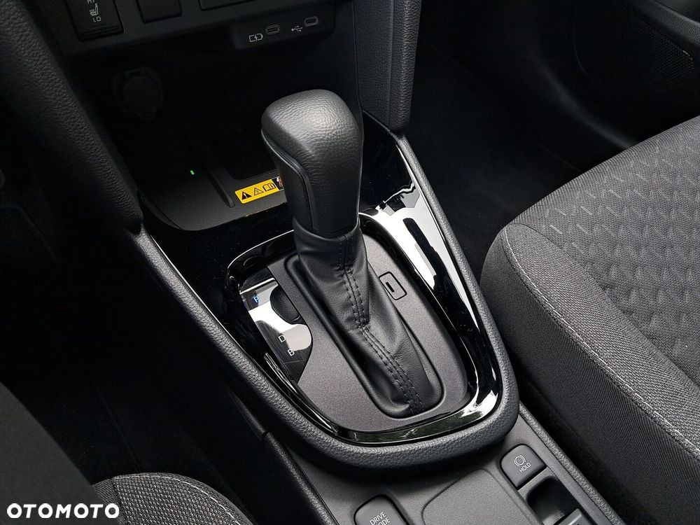 Toyota Yaris Cross Hybrid 1.5 Style - 25