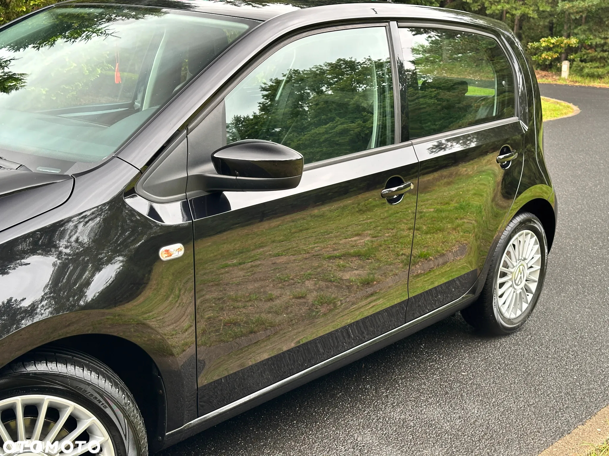 Volkswagen up! BlueMotion Technology high - 11