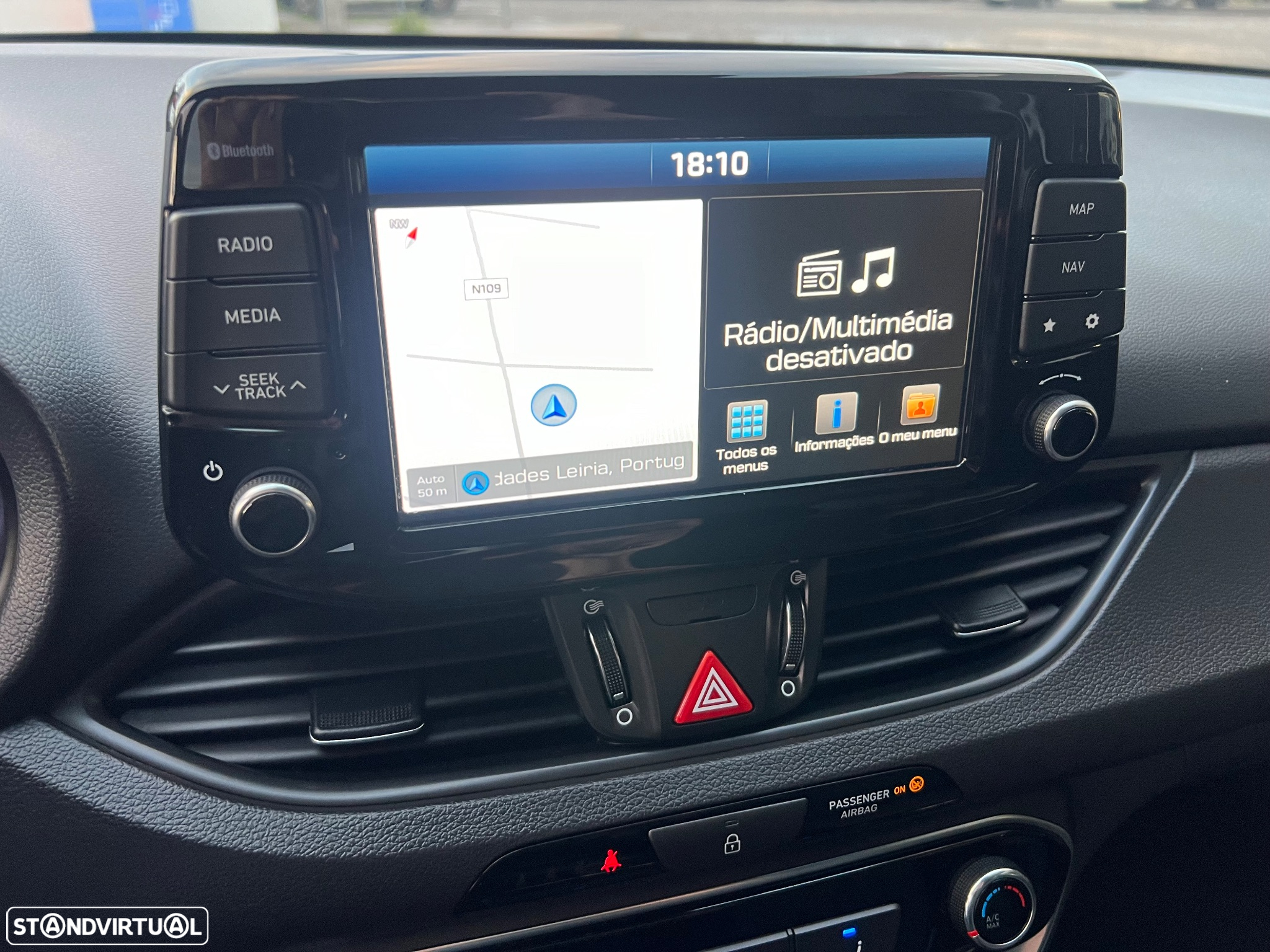 Hyundai i30 SW 1.6 CRDi Blue Comfort+Navi - 11