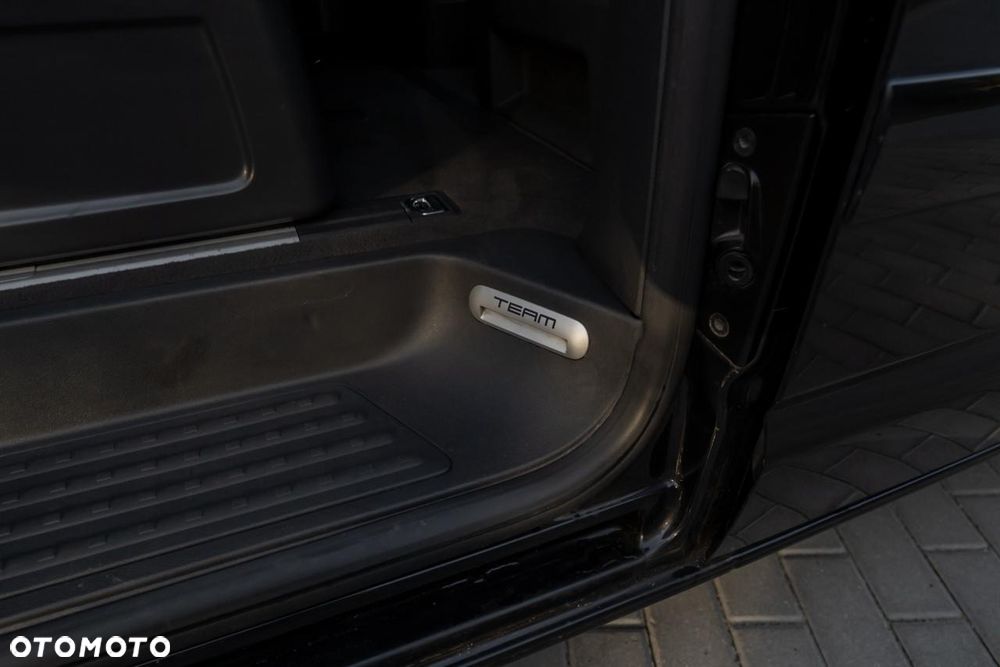 Volkswagen Multivan - 40