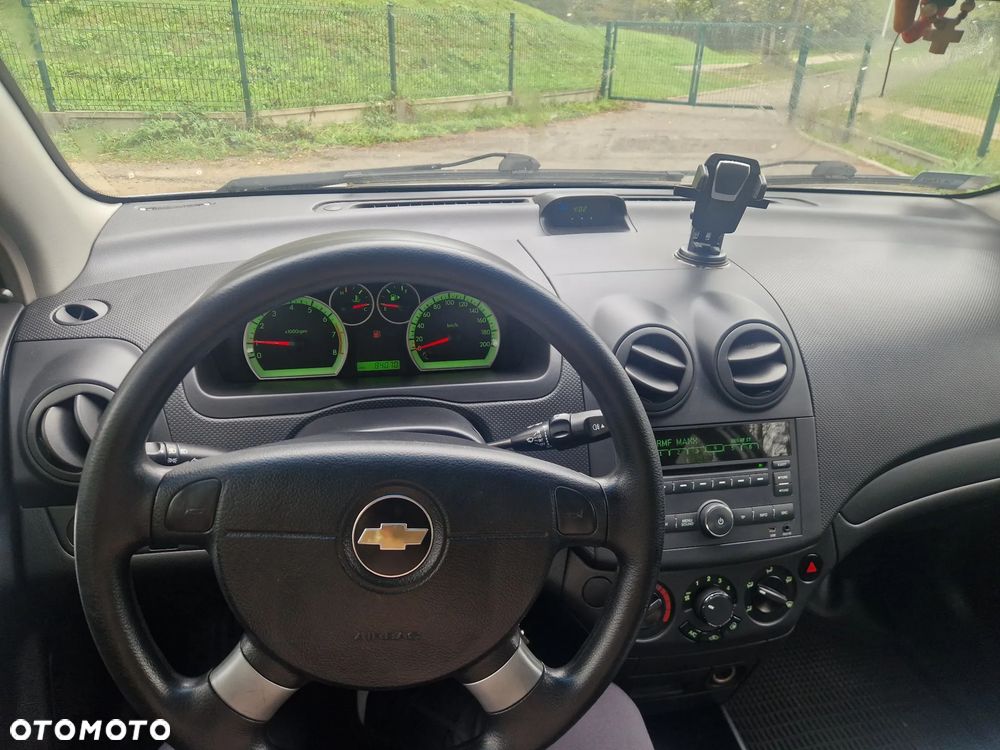 Chevrolet Aveo 1.2 16V Base+ / Classic+ - 9