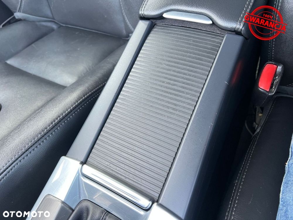 Volvo XC 60 D5 AWD R-Design Summum - 33