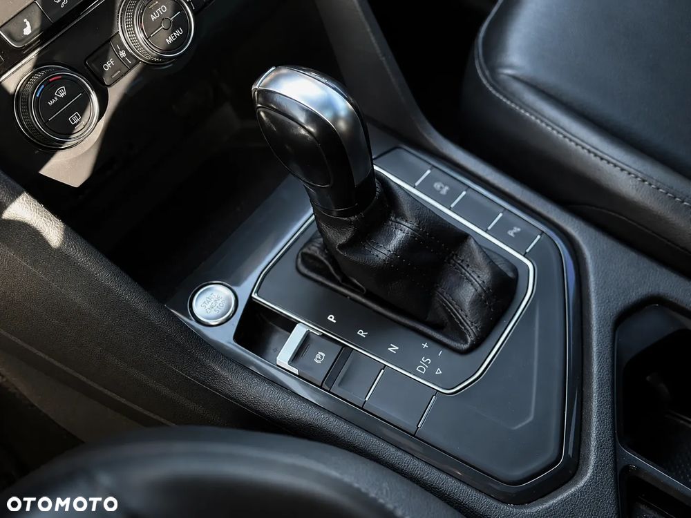 Volkswagen Tiguan - 19