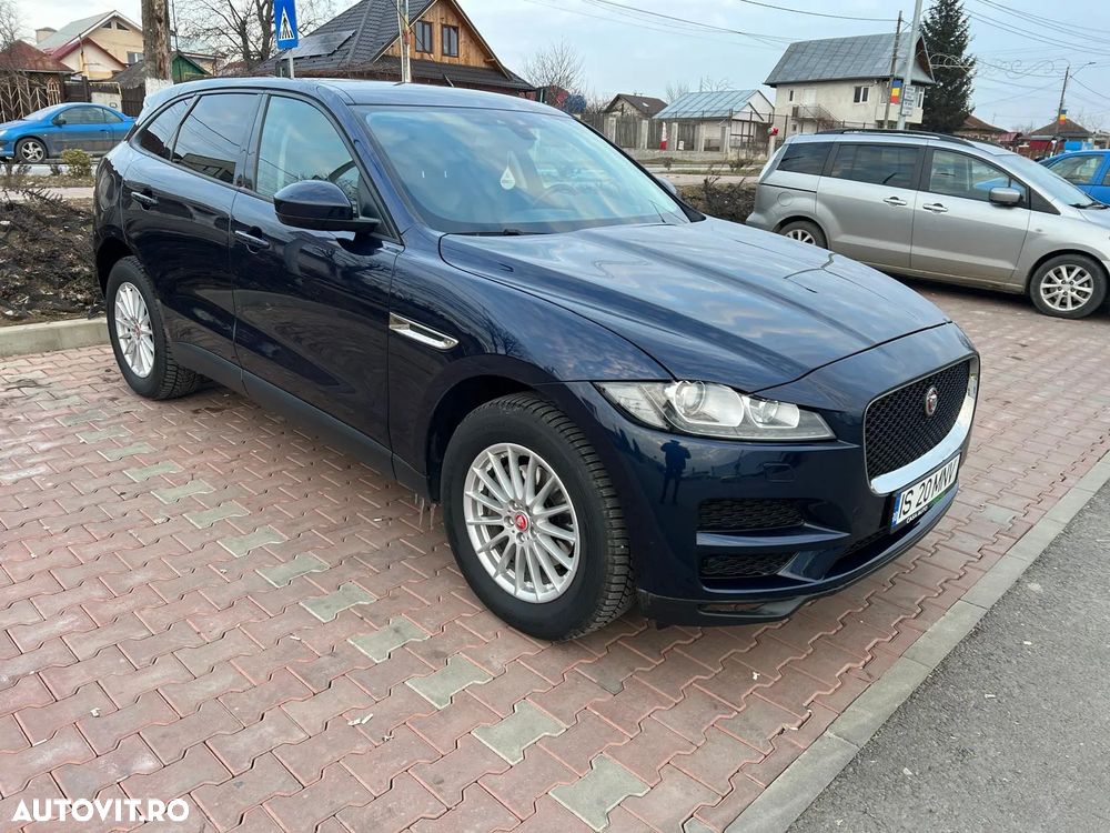 Jaguar F-Pace 20d AWD Pure - 1
