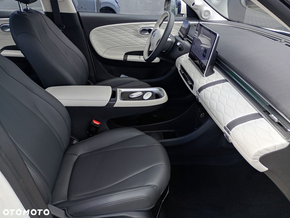 Dongfeng Box - 17