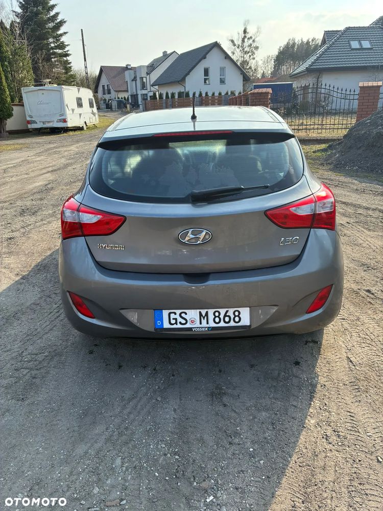 Hyundai i30 1.4 Trend - 4