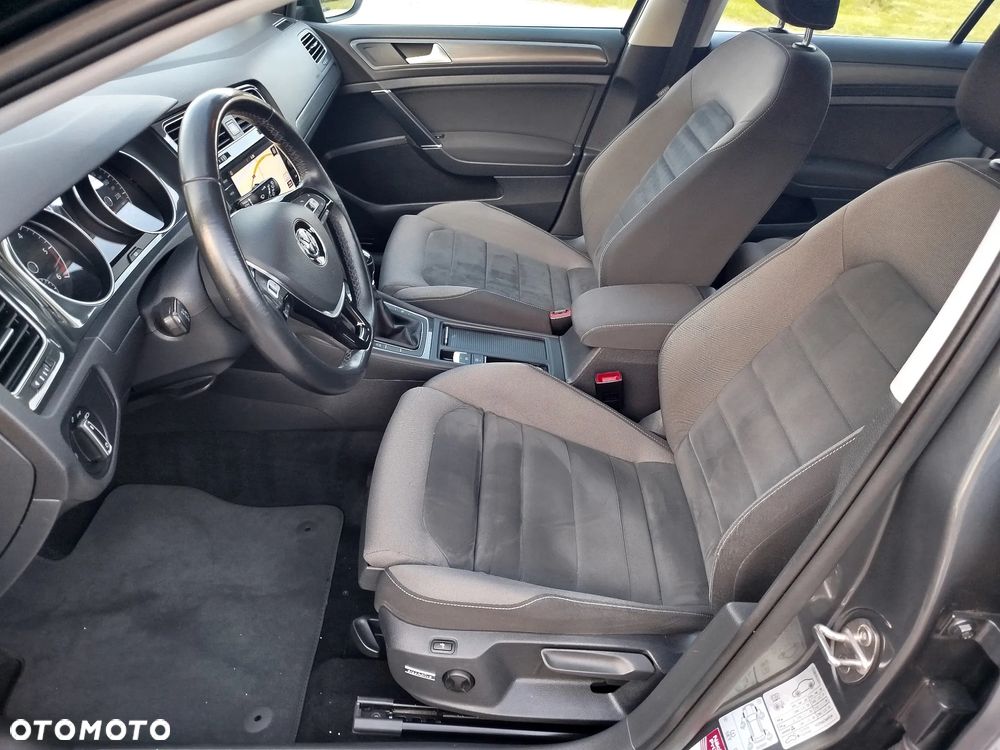 Volkswagen Golf 1.6 TDI (BlueMotion Technology) Comfortline - 26