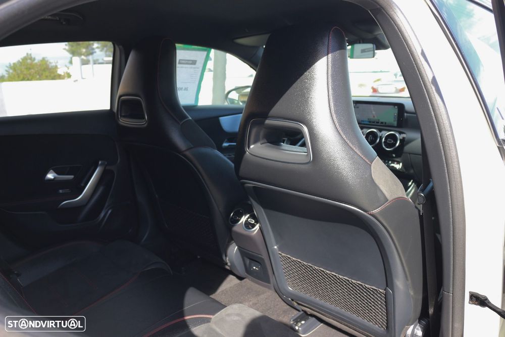 Mercedes-Benz A 250 e AMG Line - 43