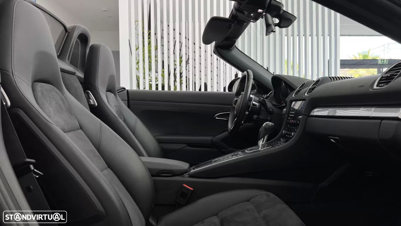 Porsche 718 Cayman 2.0 PDK - 34