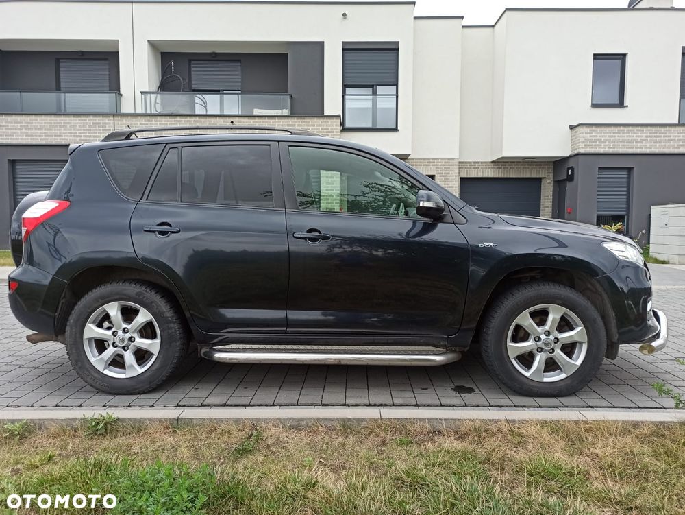 Toyota RAV4 2.2 D-CAT 2010 - 3