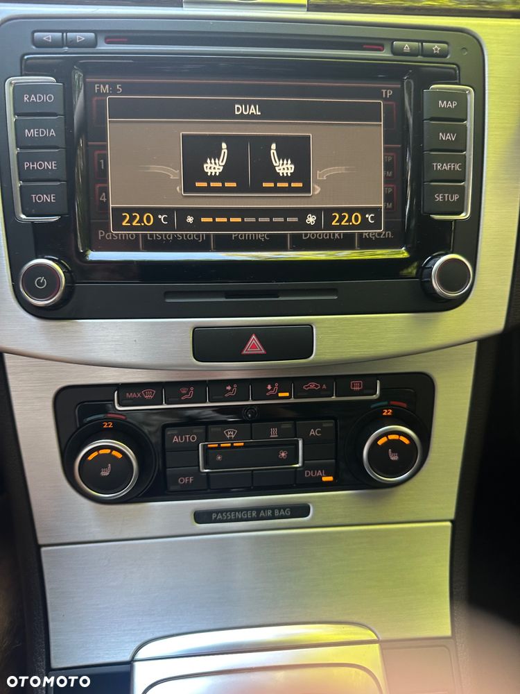 Volkswagen Passat 2.0 TDI Highline DSG - 21