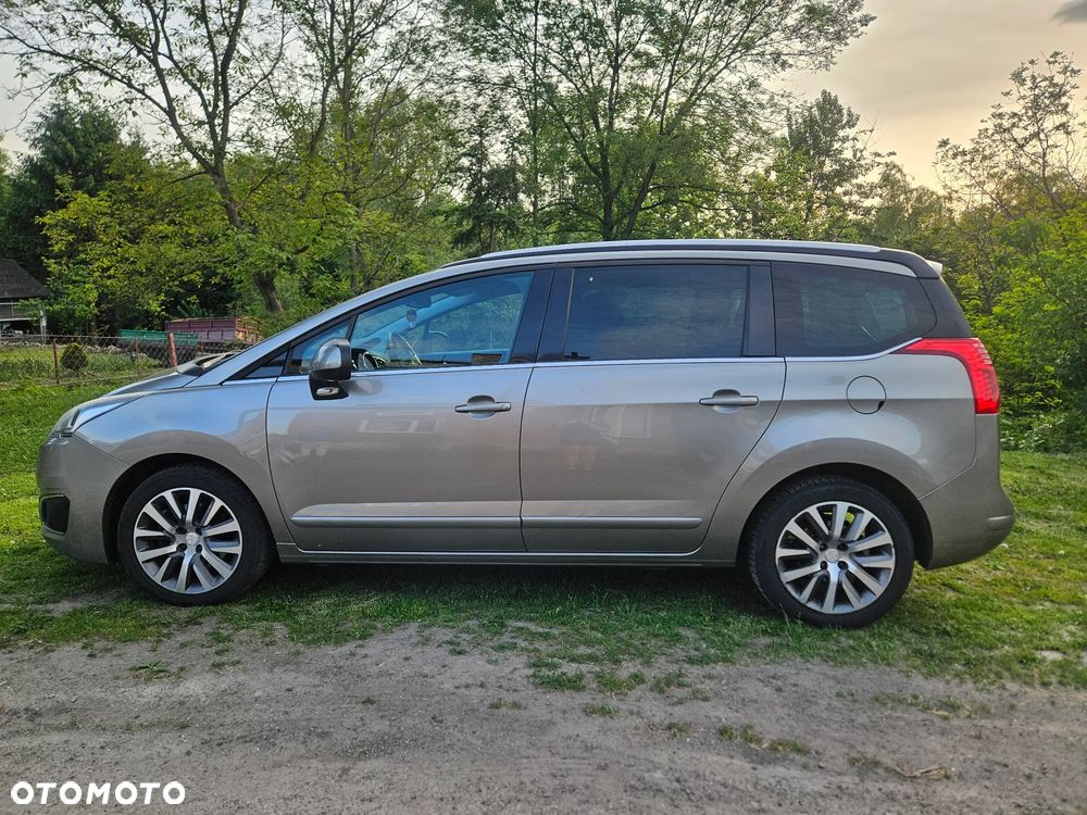 Peugeot 5008 2.0 HDi Family - 1
