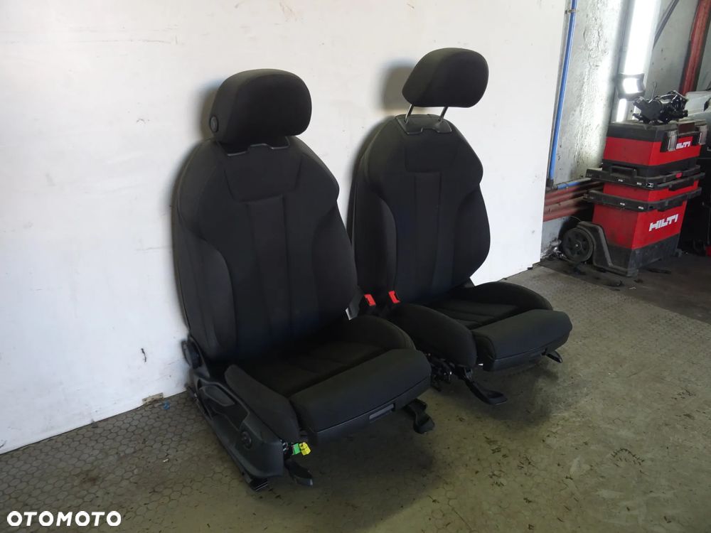 fotele przod pasazer kierowca   sport Audi A4 B9 8W  czesci - 1