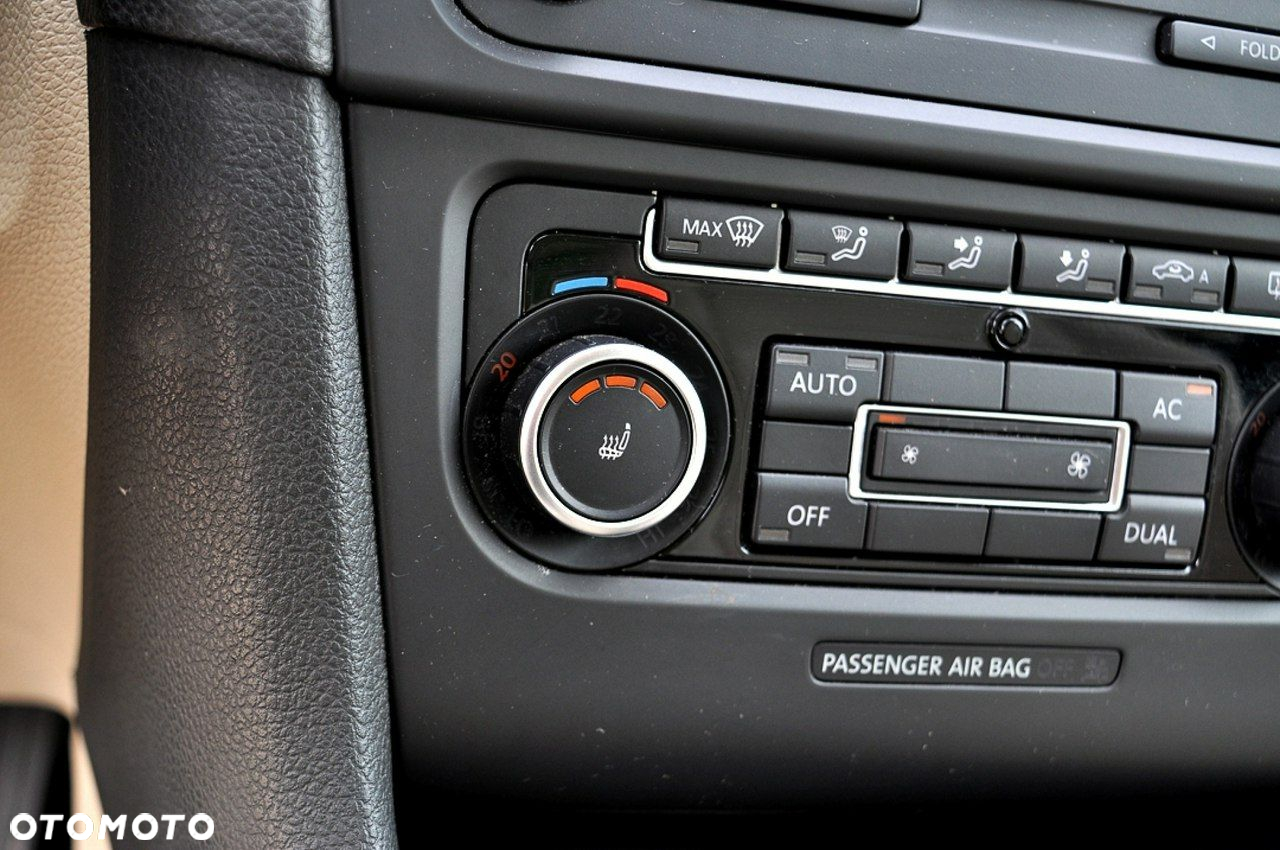 Volkswagen Golf - 14