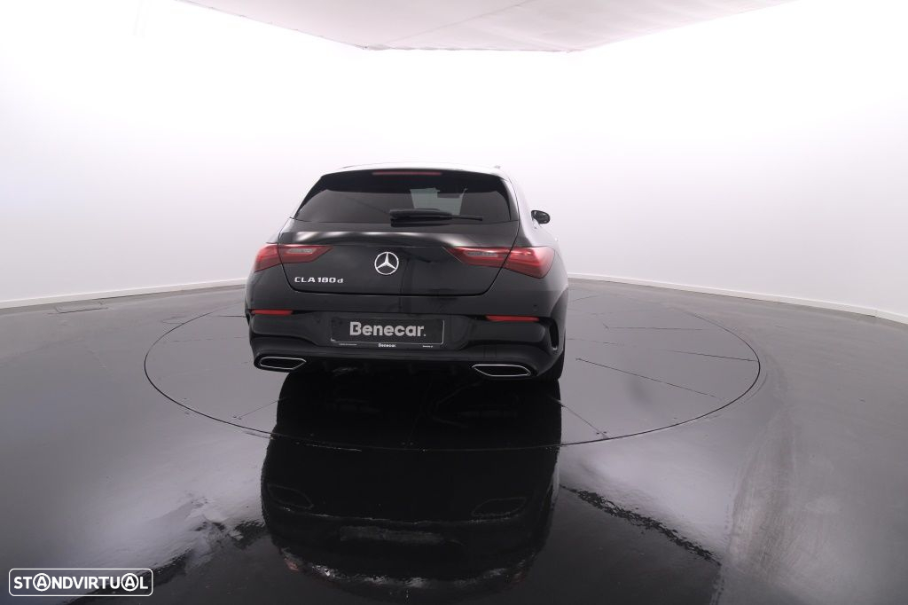 Mercedes-Benz CLA 180 - 6
