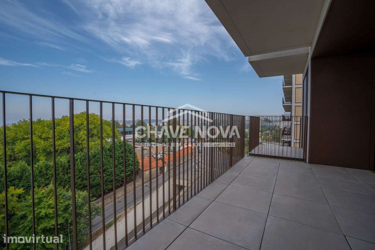 T4 com vistas para a foz do Douro - Grande imagem: 3/23