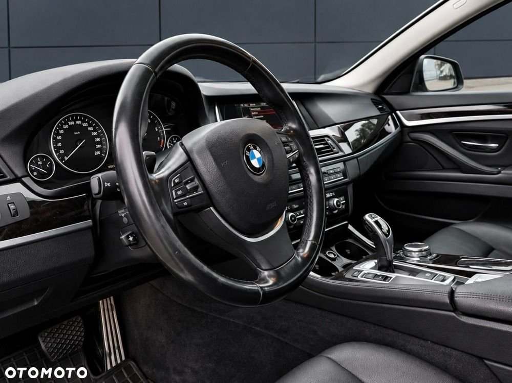 BMW Seria 5 - 11