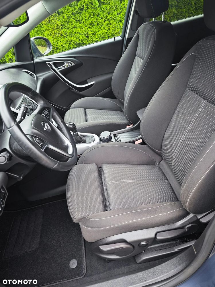 Opel Astra 1.6 Turbo Sport - 15