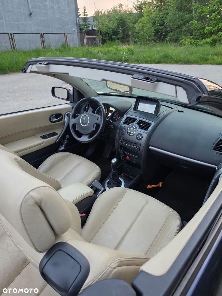Renault Megane 1.6 Dynamique - 14