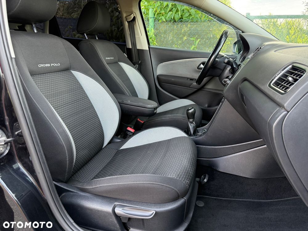 Volkswagen Polo Cross - 18