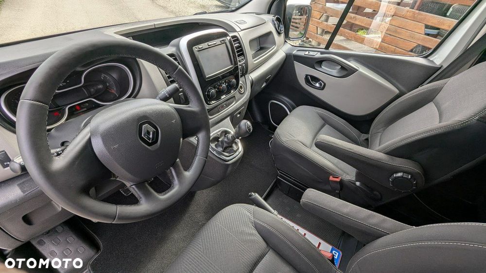 Renault Trafic - 15