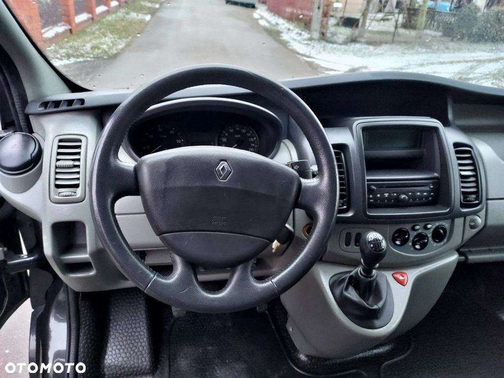 Renault Trafic - 11