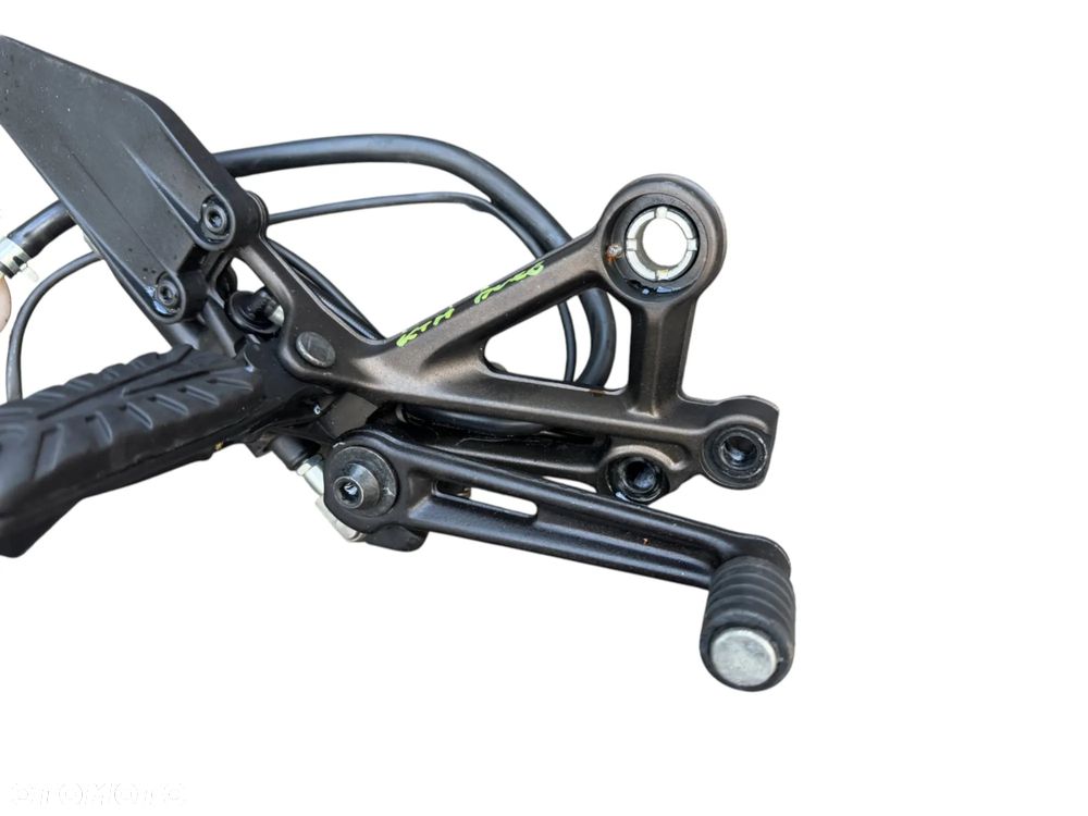 Set prawy kierowcy  KTM Duke 125 ABS 17-23r - 2