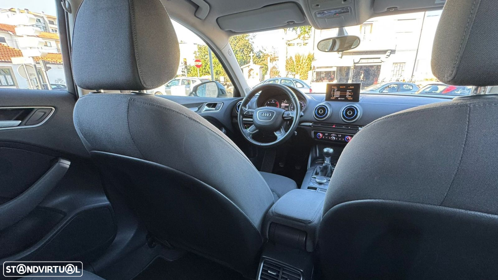 Audi A3 Sportback 1.6 TDI Advance Ultra - 15