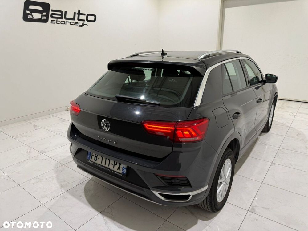 Volkswagen T-Roc - 13