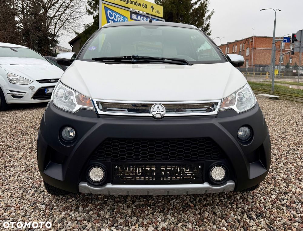 Aixam Crossline - 25