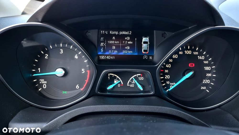 Ford Kuga 2.0 TDCi 2x4 Cool & Connect - 24