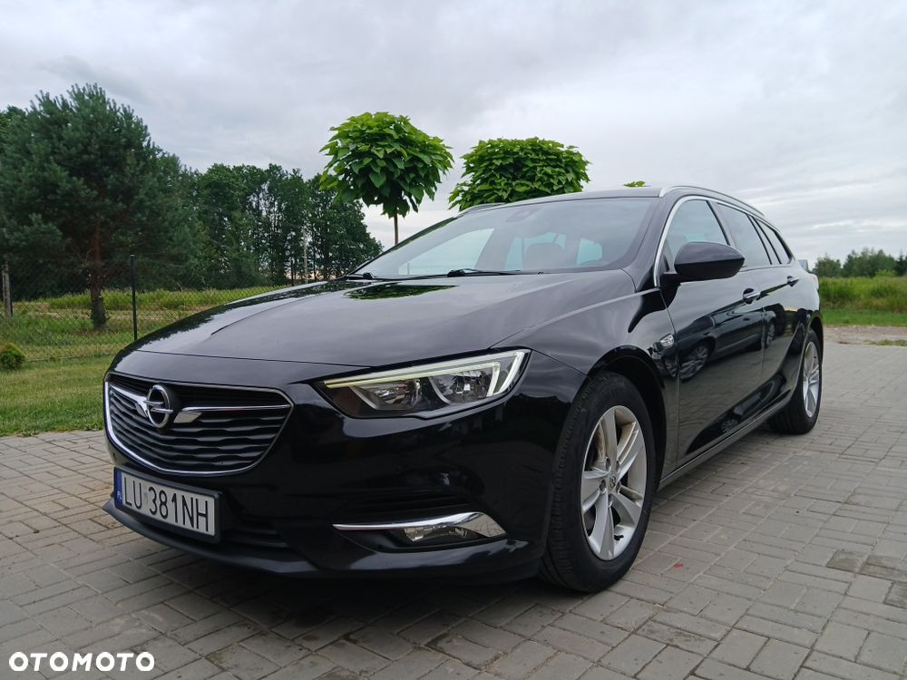 Opel Insignia - 1